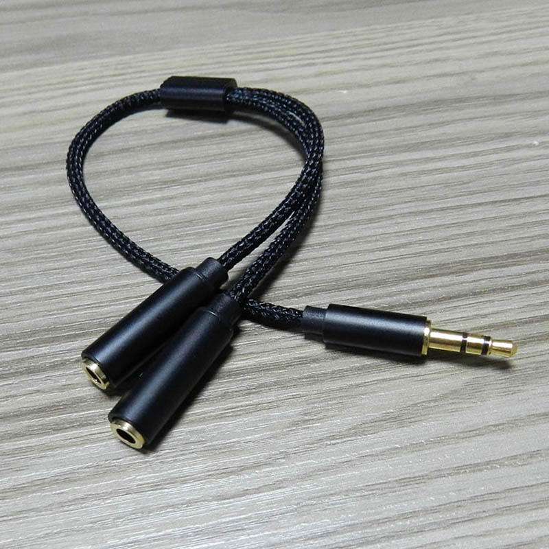 ตัวแยกสัญญาณเสียง 3.5 มม. แจ็ค - Audio Splitter Y บทวิจารณ์และราคา